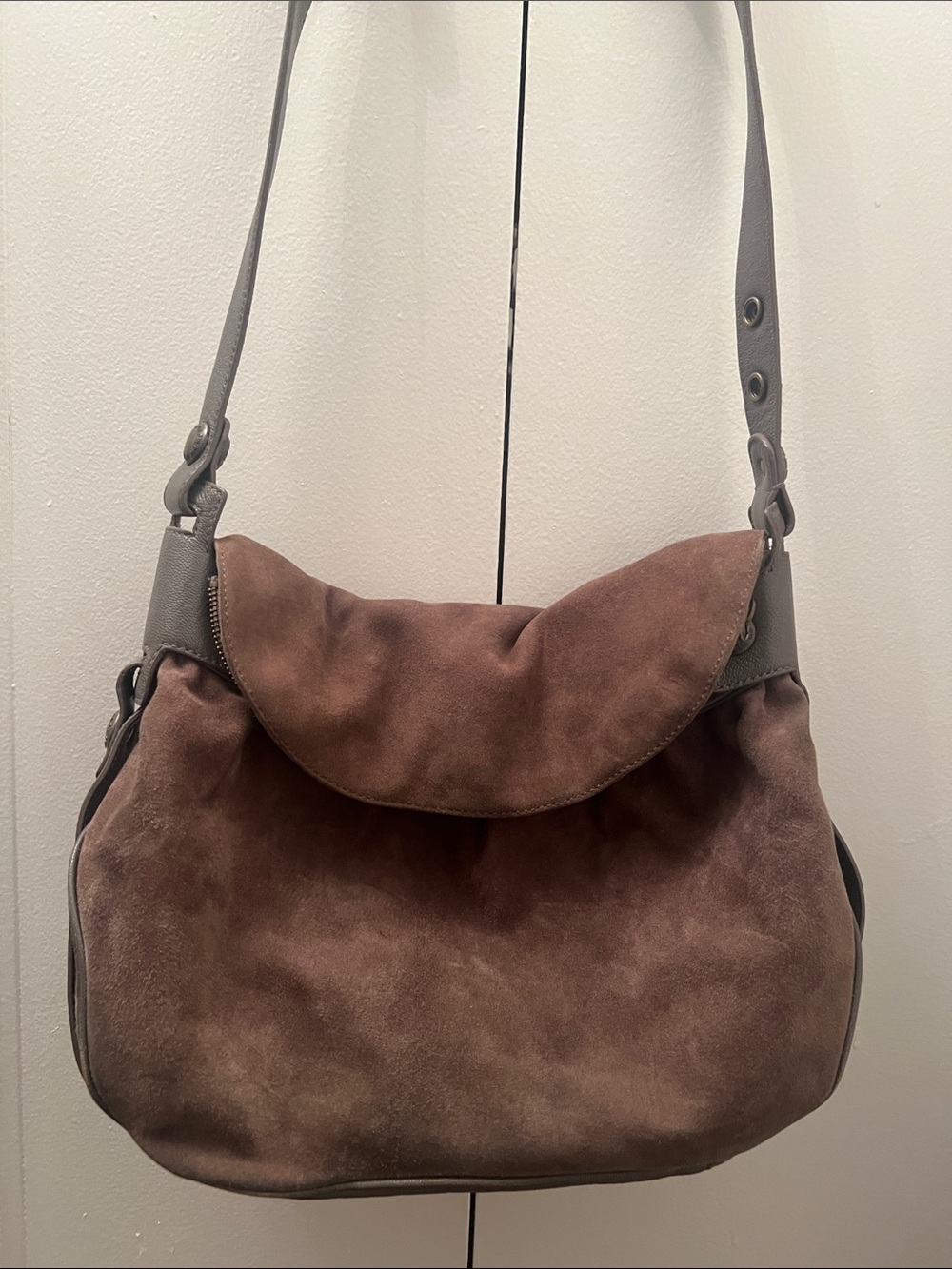 Marc Jacobs Suede Brown Shoulder Bag
